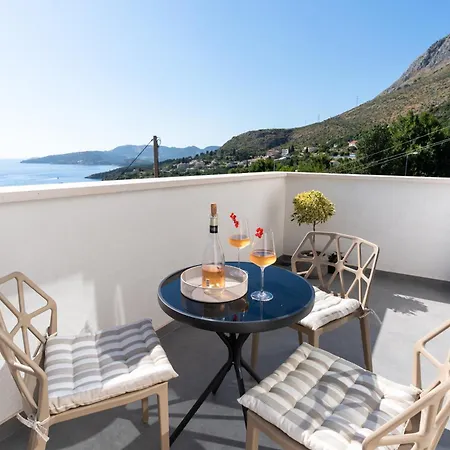 Bura&jugo アパート