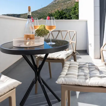 アパート Bura&jugo